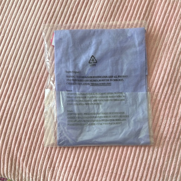 Meredith Tee - Picture 3 of 3